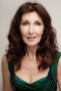 Joanna Gleason