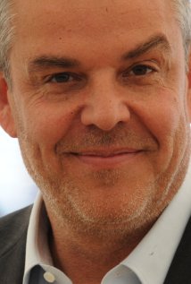 Danny Huston