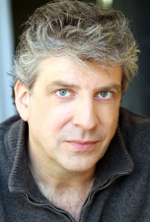 Paul Stroili