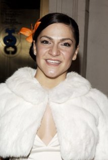 Shoshana Bean