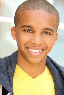 Donis Leonard Jr.